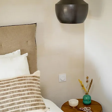 Mas Caners - Eco-chic Lodges, Nature & Biological Pool Montbolo
