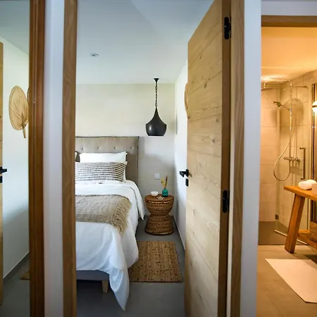 Mas Caners - Eco-chic Lodges, Nature & Biological Pool Dom wakacyjny *