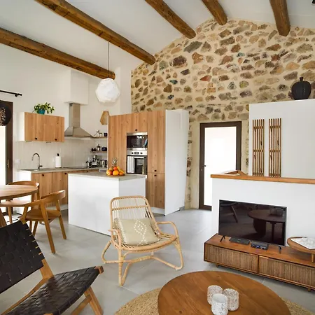 Σπίτι διακοπών Mas Caners - Eco-chic Lodges, Nature & Biological Pool Montbolo