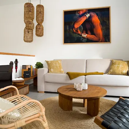 Mas Caners - 2 Eco-chic Lodges, Nature & Biological Pool *
