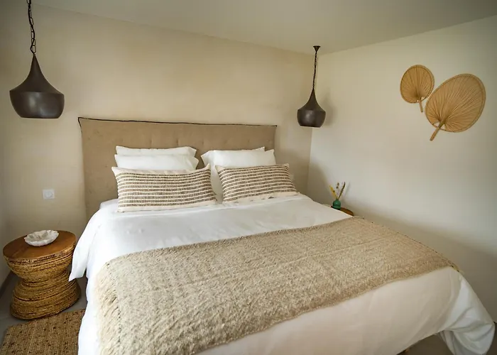 Mas Caners - 2 Eco-chic Lodges, Nature & Biological Pool * Montbolo