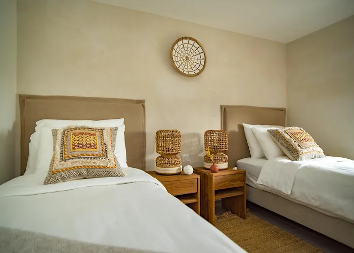 Mas Caners - 2 Eco-chic Lodges, Nature & Biological Pool * Montbolo